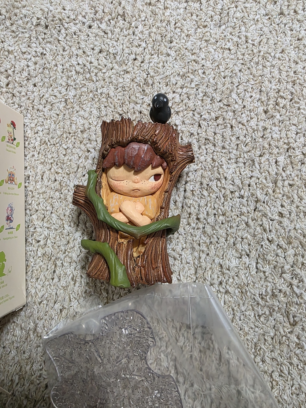 HIRONO "Intervals of Silence" Figurine - Brown & Green